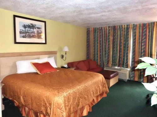 America's Best Inn Lakeland image 28