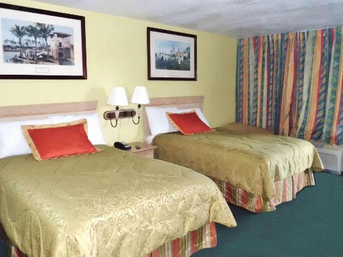 America's Best Inn Lakeland image 8